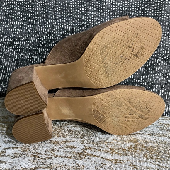 14th & Union HAYZEL Faux Suede Mules - Picture 3 of 9